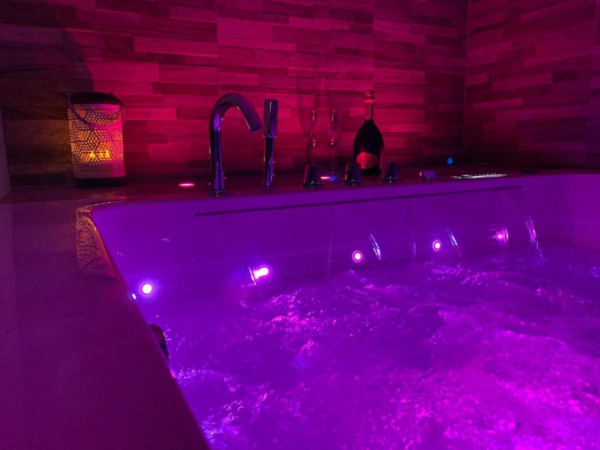 Appartement Cosy Jacuzzy Luxe Gare De Toulon Eksteriør billede