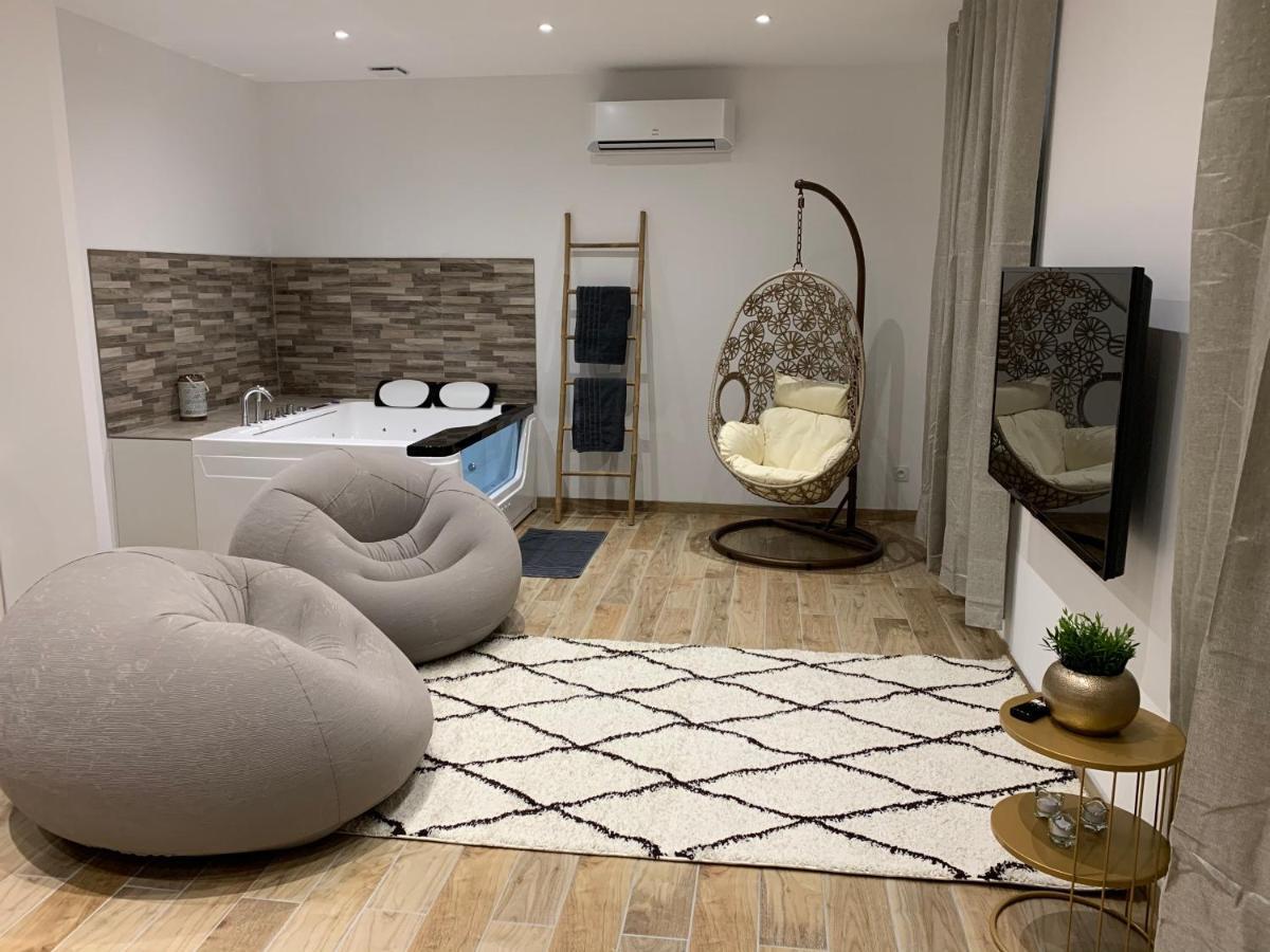 Appartement Cosy Jacuzzy Luxe Gare De Toulon Eksteriør billede