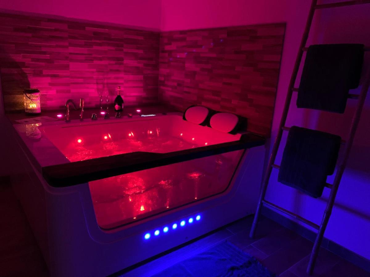Appartement Cosy Jacuzzy Luxe Gare De Toulon Eksteriør billede