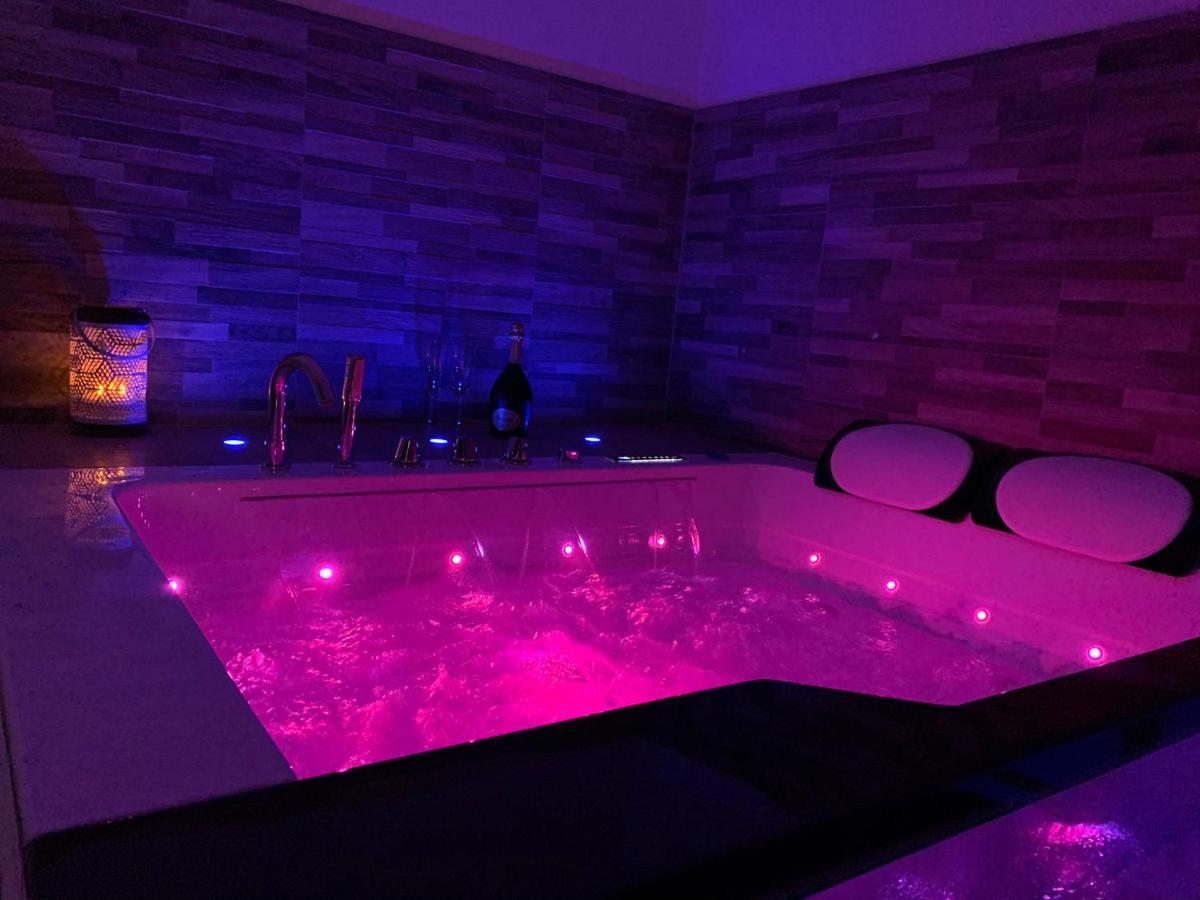 Appartement Cosy Jacuzzy Luxe Gare De Toulon Eksteriør billede